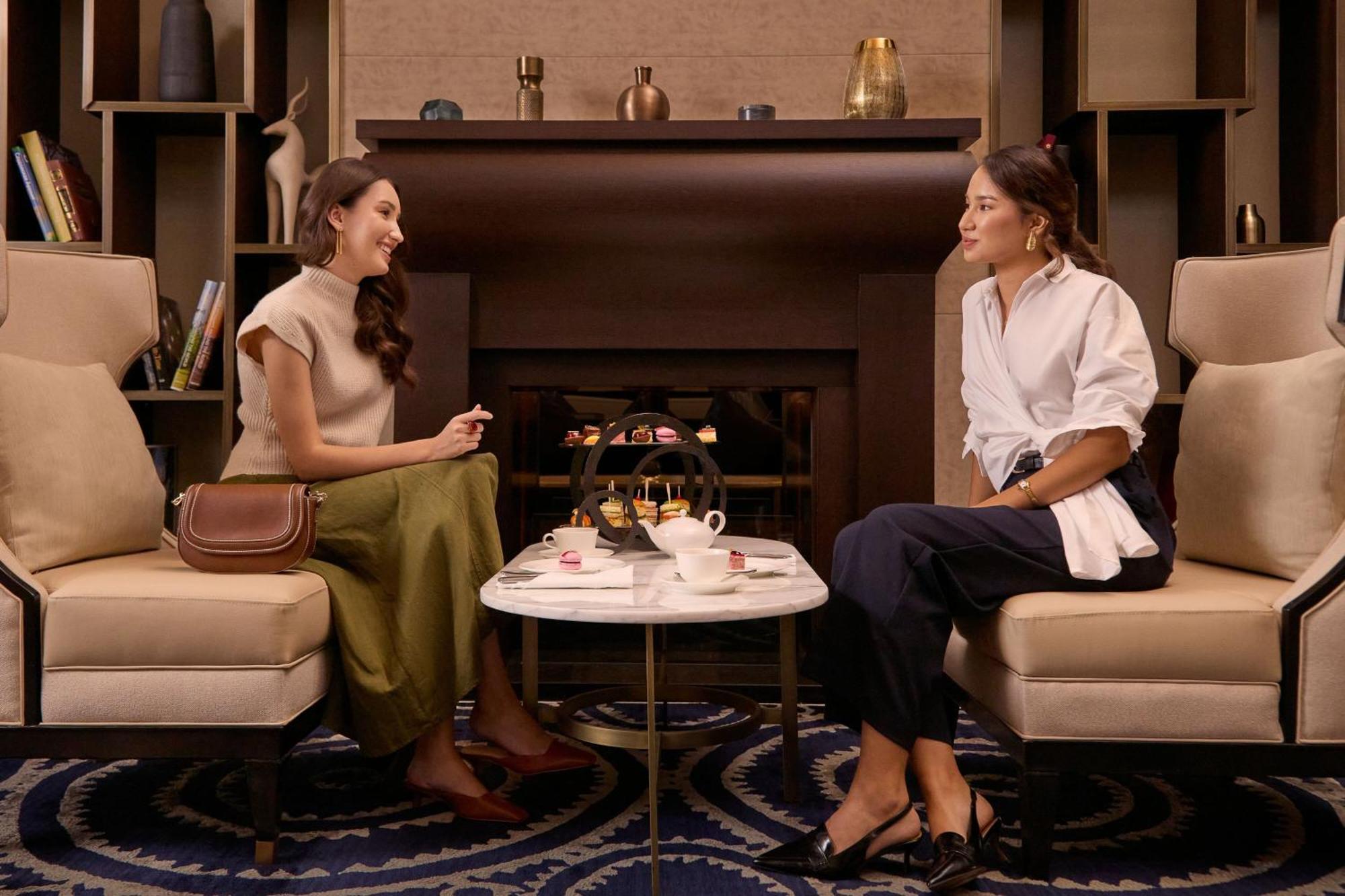 Отель The St. Regis Astana Экстерьер фото The Lounge at KLIA